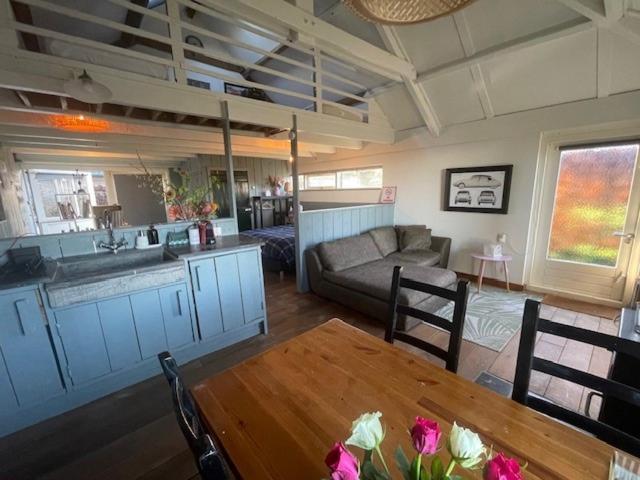 Holiday Cottage De Garage Inn Hank Εξωτερικό φωτογραφία